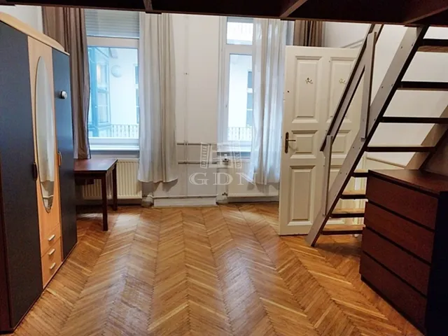 Eladó lakás Budapest VI. kerület 50 nm