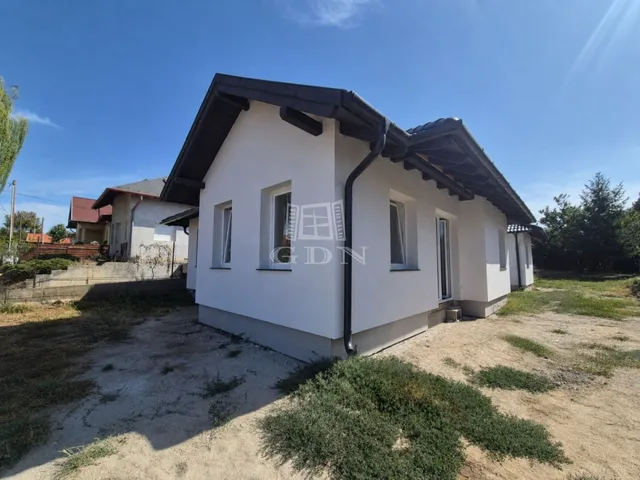 Eladó ház Ecser 75 nm