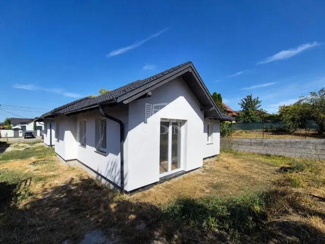 Eladó ház Ecser 75 nm