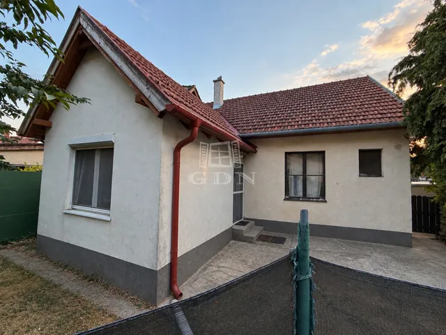 Eladó ház Nagykovácsi 130 nm