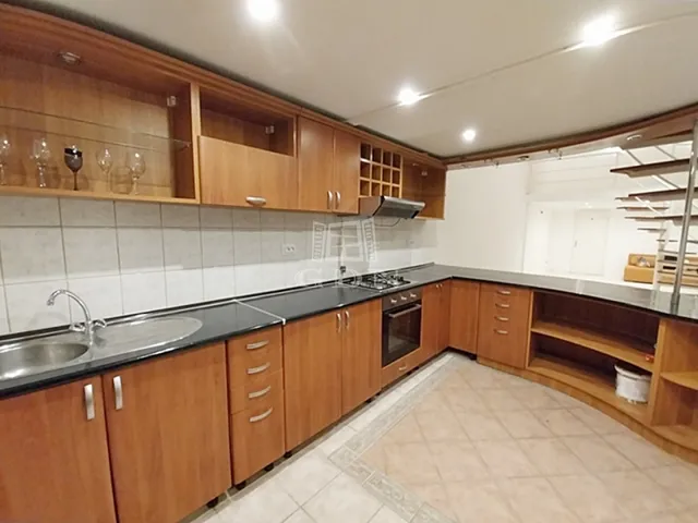 Eladó lakás Budapest VI. kerület 60 nm