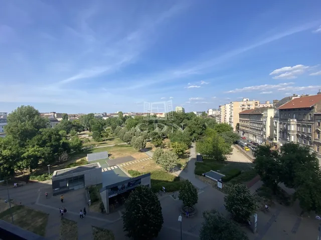 Eladó lakás Budapest VIII. kerület, II. János Pál pápa tér 50 nm