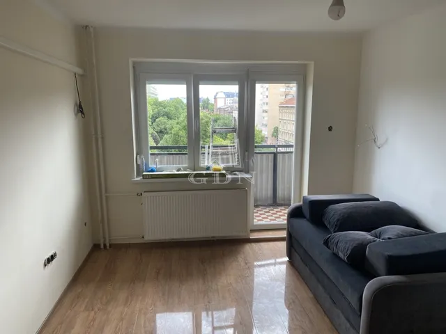 Eladó lakás Budapest VIII. kerület, II. János Pál pápa tér 50 nm