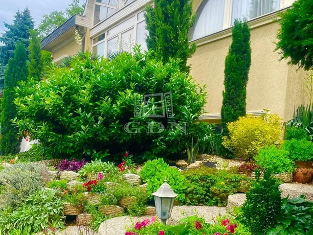 Eladó ház Érd, Györgyliget 350 nm