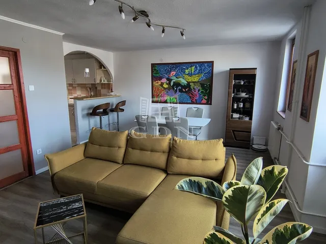 Eladó lakás Budapest VIII. kerület 73 nm