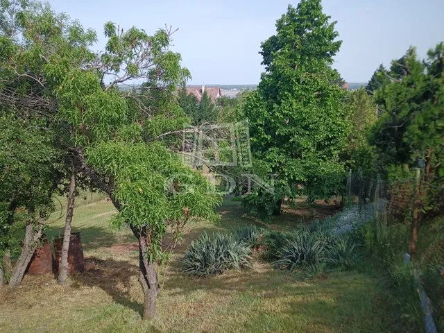 Eladó telek Sukoró 947 nm