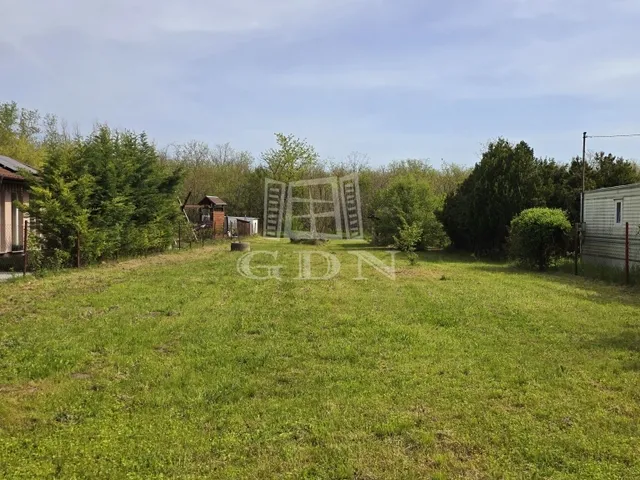 Eladó telek Délegyháza 835 nm