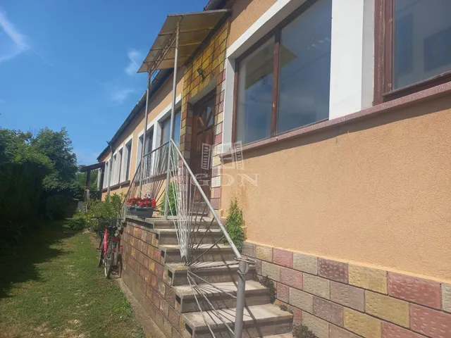 Eladó ház Alsónémedi 134 nm