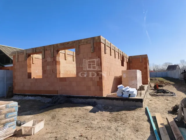 Eladó ház Ráckeve 102 nm