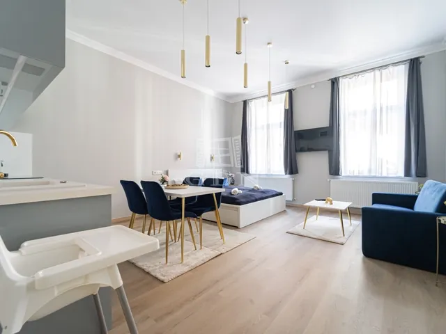 Eladó lakás Budapest VI. kerület 68 nm