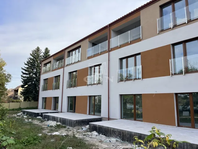 Eladó lakás Kiskunlacháza 77 nm