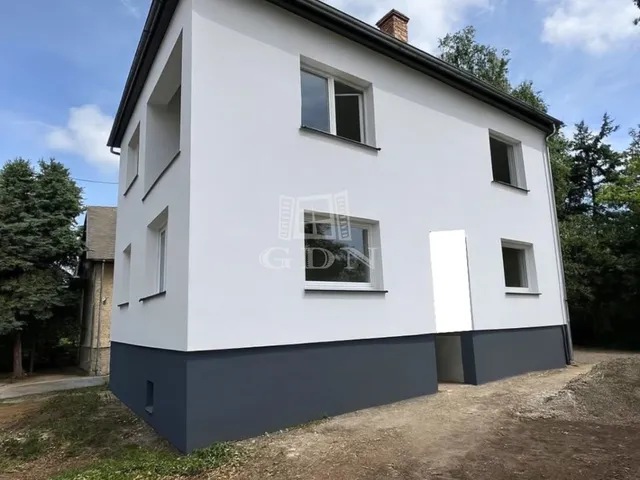 Eladó ház Kiskunlacháza 120 nm