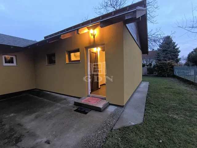 Kiadó ház Dunaharaszti, Óváros 65 nm