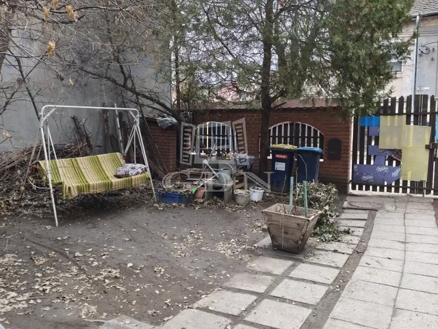 Eladó ház Budapest XX. kerület 209 nm