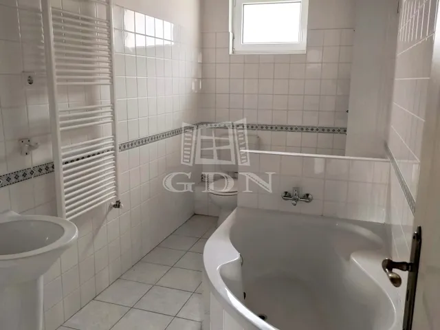 Eladó ház Dunaharaszti, Óváros 254 nm
