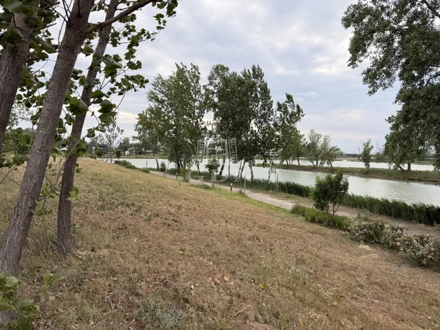 Eladó telek Dunaharaszti, Tavak 1040 nm