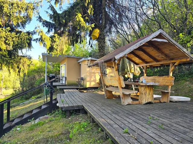 Eladó üdülő és hétvégi ház Kulcs 25 nm