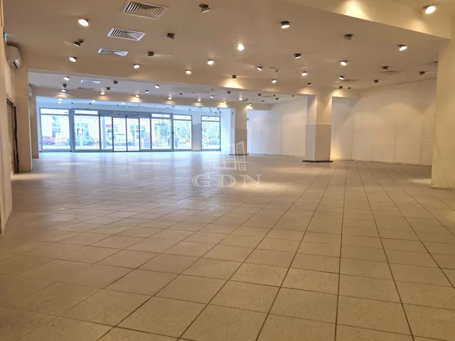 Kiadó kereskedelmi és ipari ingatlan Budapest XXIII. kerület, Soroksár 300 nm