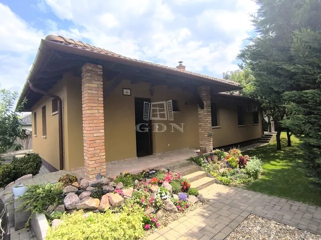 Eladó ház Délegyháza 120 nm