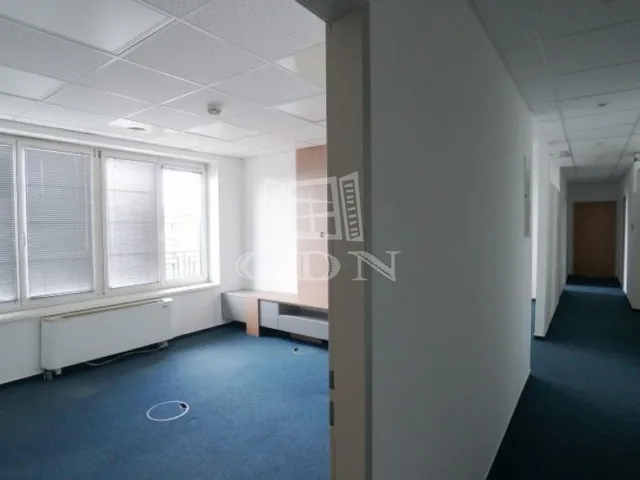 Kiadó kereskedelmi és ipari ingatlan Budapest VII. kerület 352 nm