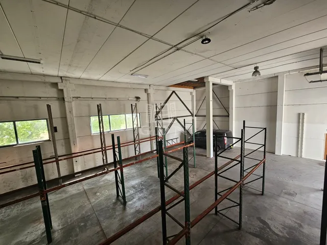 Kiadó kereskedelmi és ipari ingatlan Szigetszentmiklós 406 nm