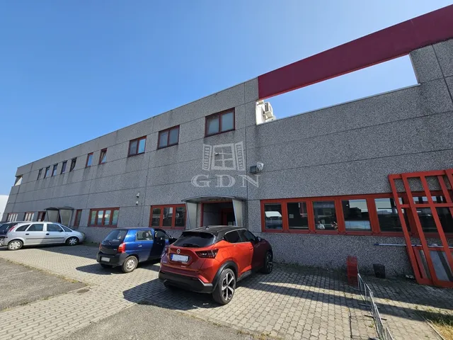 Eladó kereskedelmi és ipari ingatlan Szigetszentmiklós 2780 nm