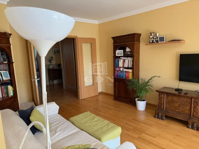 Kiadó lakás Budapest XII. kerület, Németvölgy 101 nm