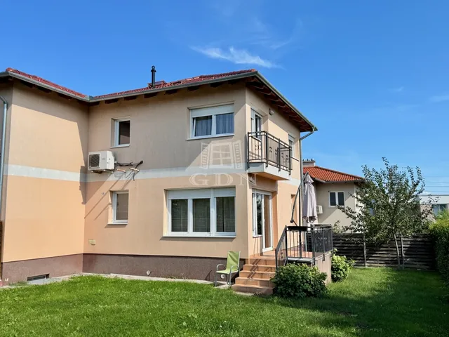 Eladó lakás Budapest XXII. kerület 144 nm