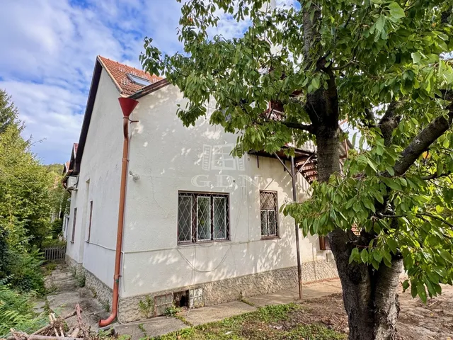 Eladó ház Budapest III. kerület 159 nm