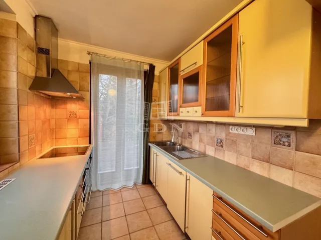 Kiadó ház Budaörs, Budaörsi Kamaraerdő 105 nm