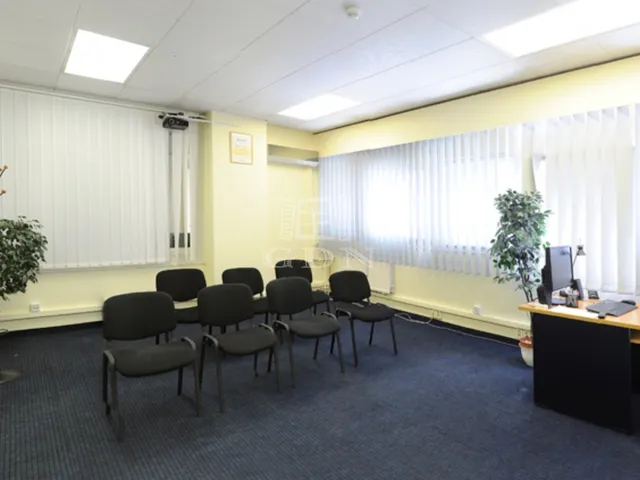 Kiadó kereskedelmi és ipari ingatlan Budapest II. kerület 1002 nm