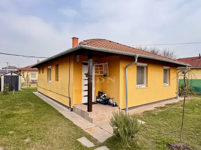 Eladó ház Halásztelek 78 nm