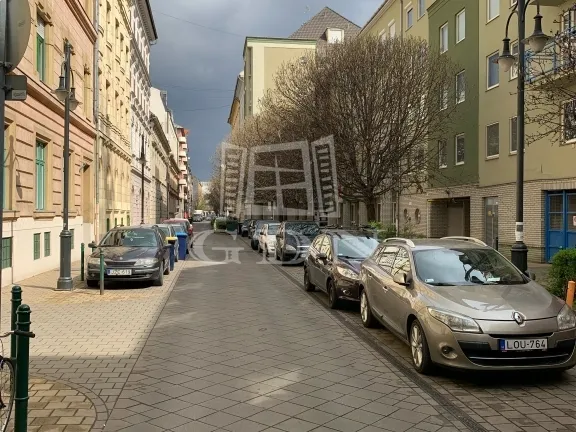 Kiadó kereskedelmi és ipari ingatlan Budapest IX. kerület, Rehabilitációs terület IX. ker. 37 nm
