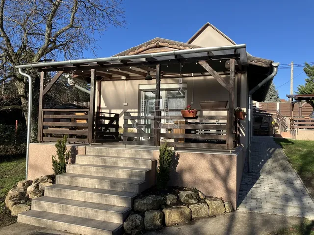 Eladó ház Diósd 88 nm