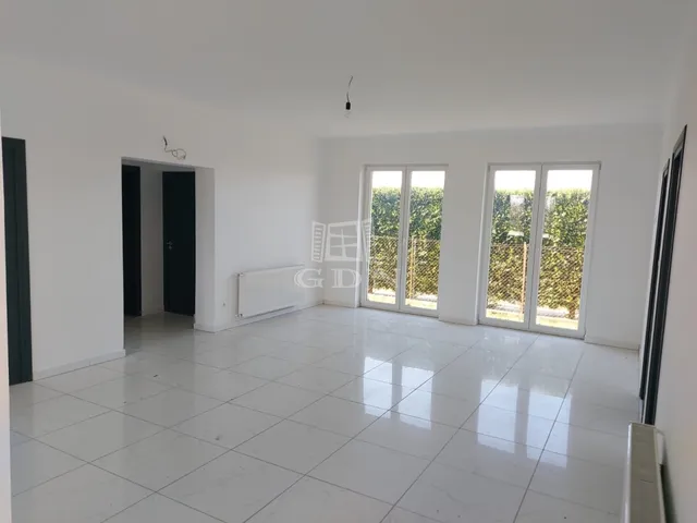 Eladó ház Szigetcsép 91 nm