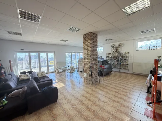 Eladó kereskedelmi és ipari ingatlan Diósd 945 nm