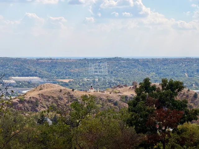 Eladó telek Budaörs, Frankhegy 1299 nm