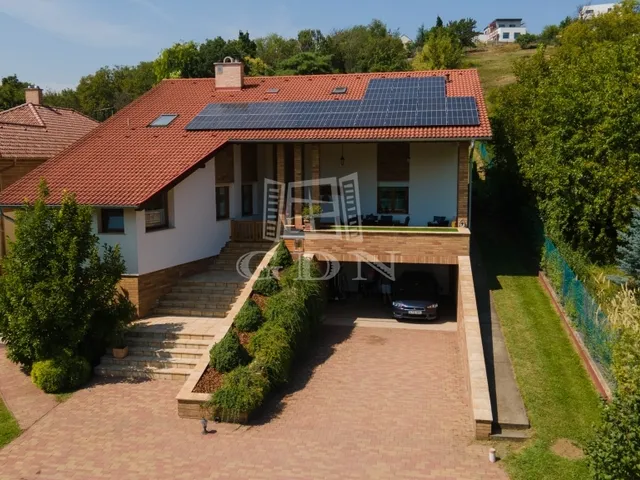 Eladó ház Vác, Bácska 441 nm