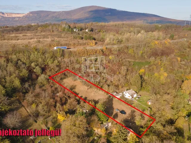 Eladó telek Vác, Papvölgy 3053 nm
