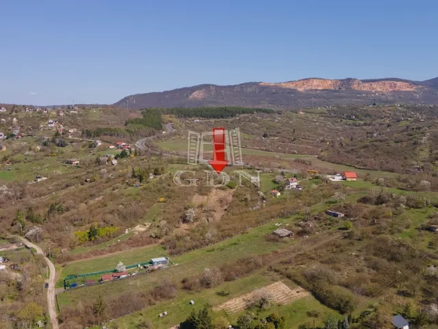 Eladó telek Vác, Diósvölgy 3329 nm