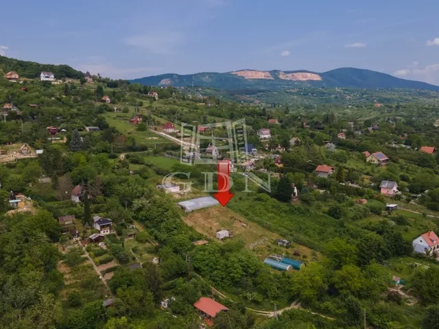 Eladó telek Vác, Körtvélyes 3270 nm