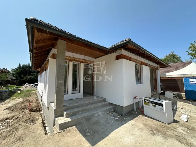 Eladó ház Őrbottyán 106 nm