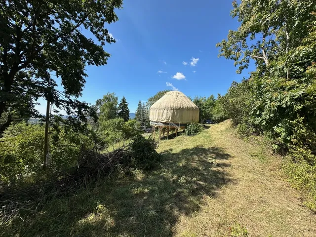 Eladó telek Vác, Nyulas 766 nm