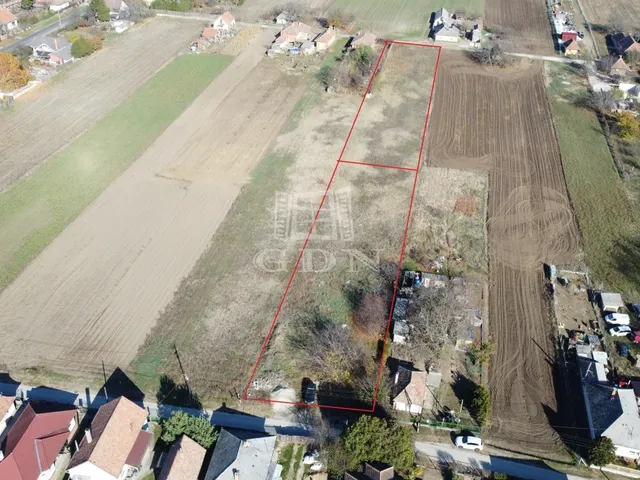 Eladó telek Pilis 5004 nm