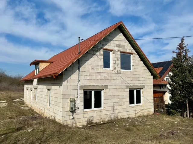 Eladó ház Vácduka 148 nm