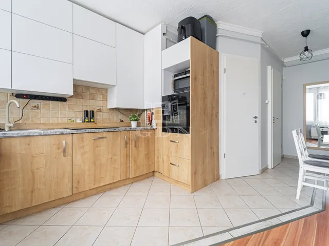 Eladó lakás Vác, Deákvár 60 nm