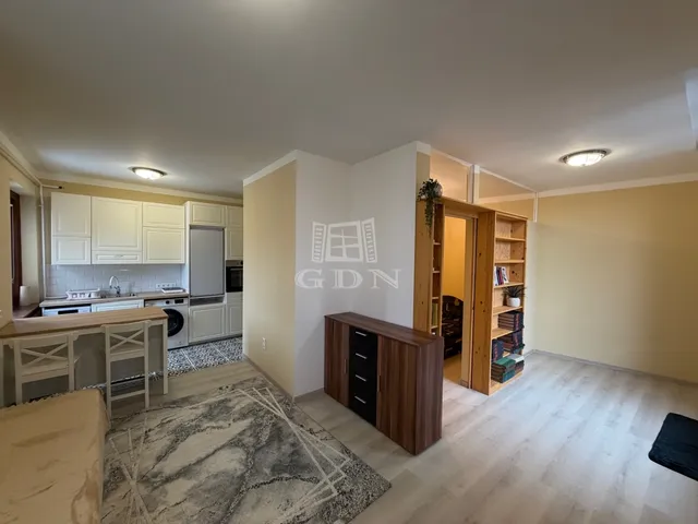 Kiadó lakás Vác, Belváros 36 nm