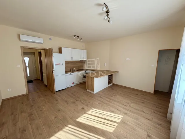 Kiadó lakás Vác, Belváros 45 nm