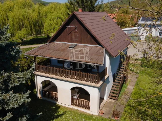 Eladó üdülő és hétvégi ház Verőce 116 nm