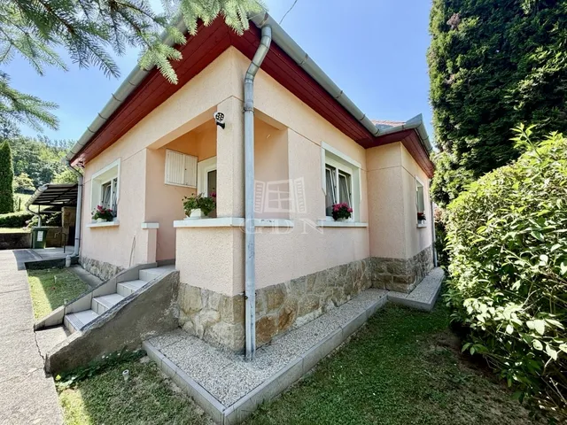 Eladó ház Alsópetény 98 nm